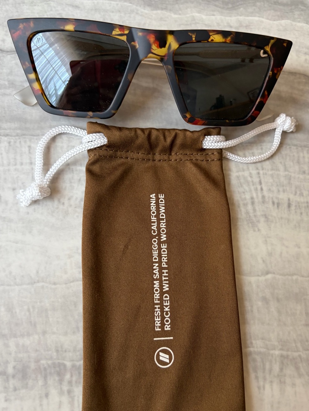 BLENDERS Eyewear Primo Extrwmo Sunglasses